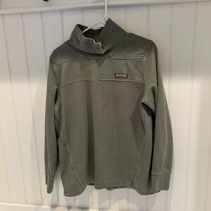 Vineyard Vines women’s Medium Green funnel neck sweatshirt